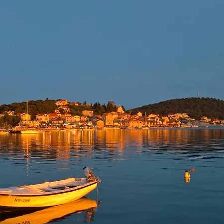 Marina Ii