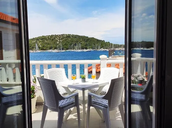 Marina Ii アパート